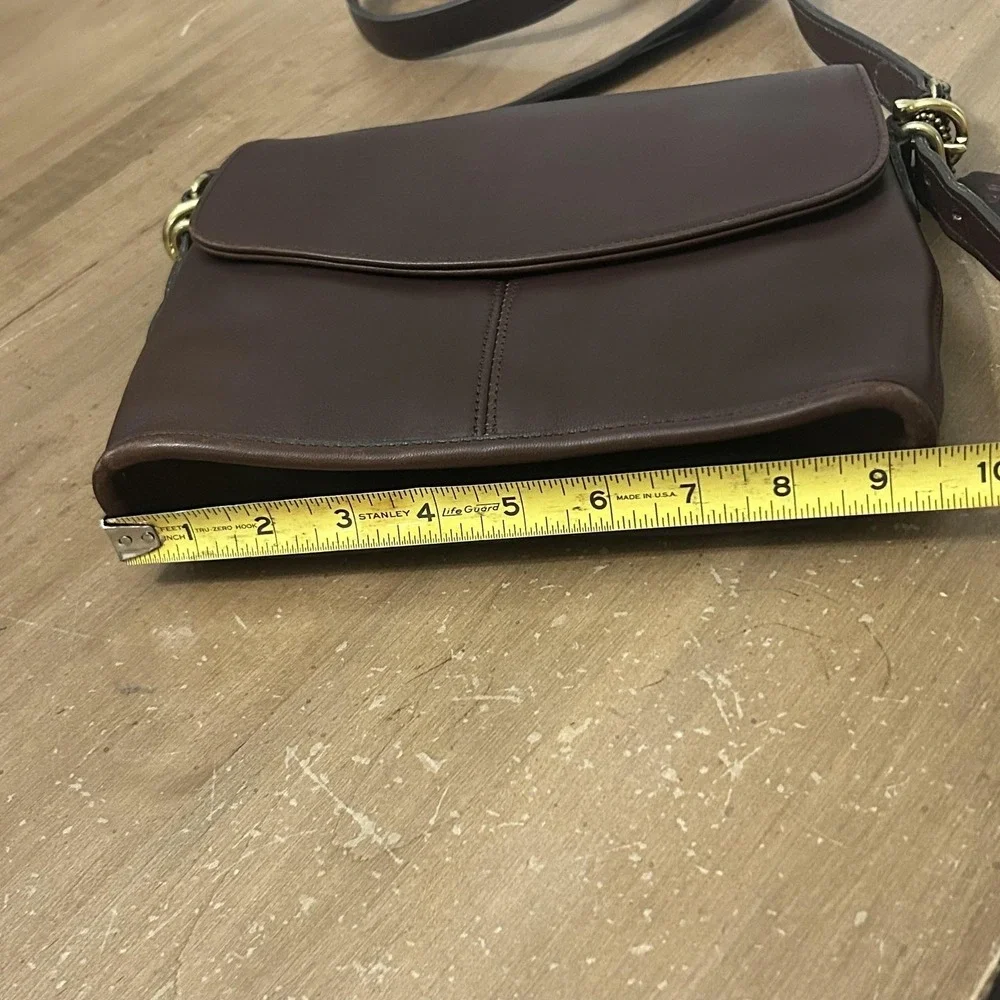 Coach Legacy Equestrian Flap Crossbody 90's Brown Leather Purse A8B-9807‎ USA